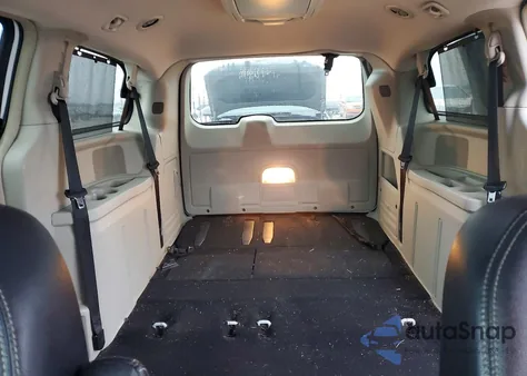 2014 Chrysler Town & Country Touring z USA, uszkodzony, nr VIN 2C4RC1BG4ER273339